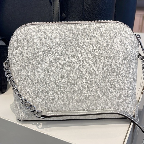 Michael Kors Jet Set Travel Medium Signature Logo Dome Crossbody Satchel Bag
NWT - Picture 6 of 16